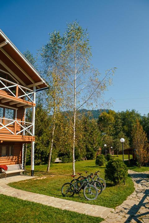 Gorycvit Hotel Verkhniy Yasenov Exterior photo